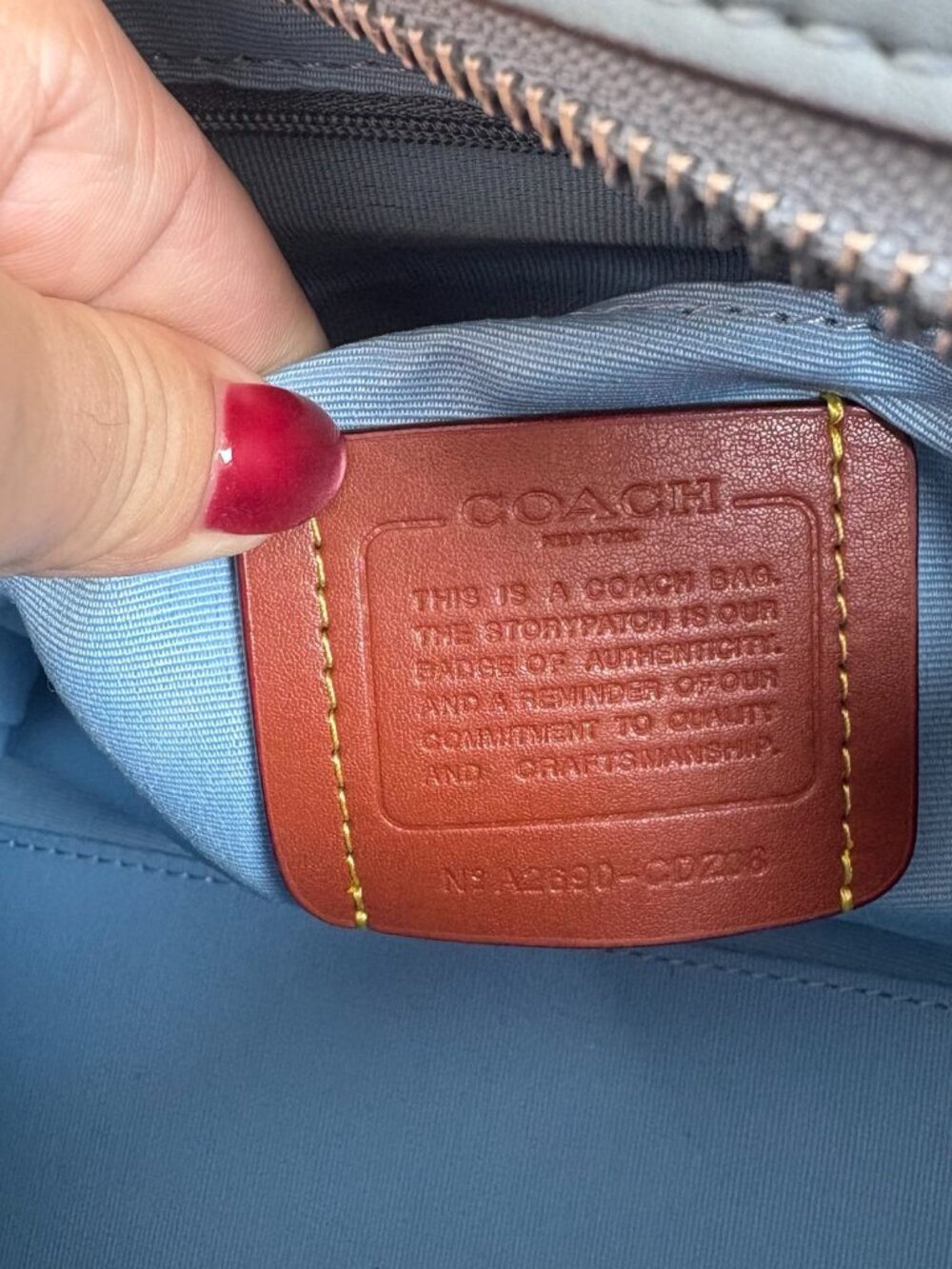 💧Coach White Pastel Logo Mini Tote Bag Light Blue Trim Crossbody - Picture 8 of 10